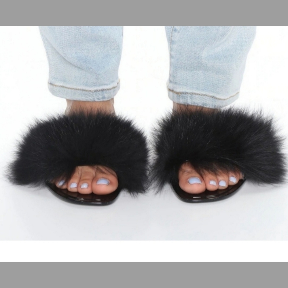 fashion Nova Fur black flat sandals